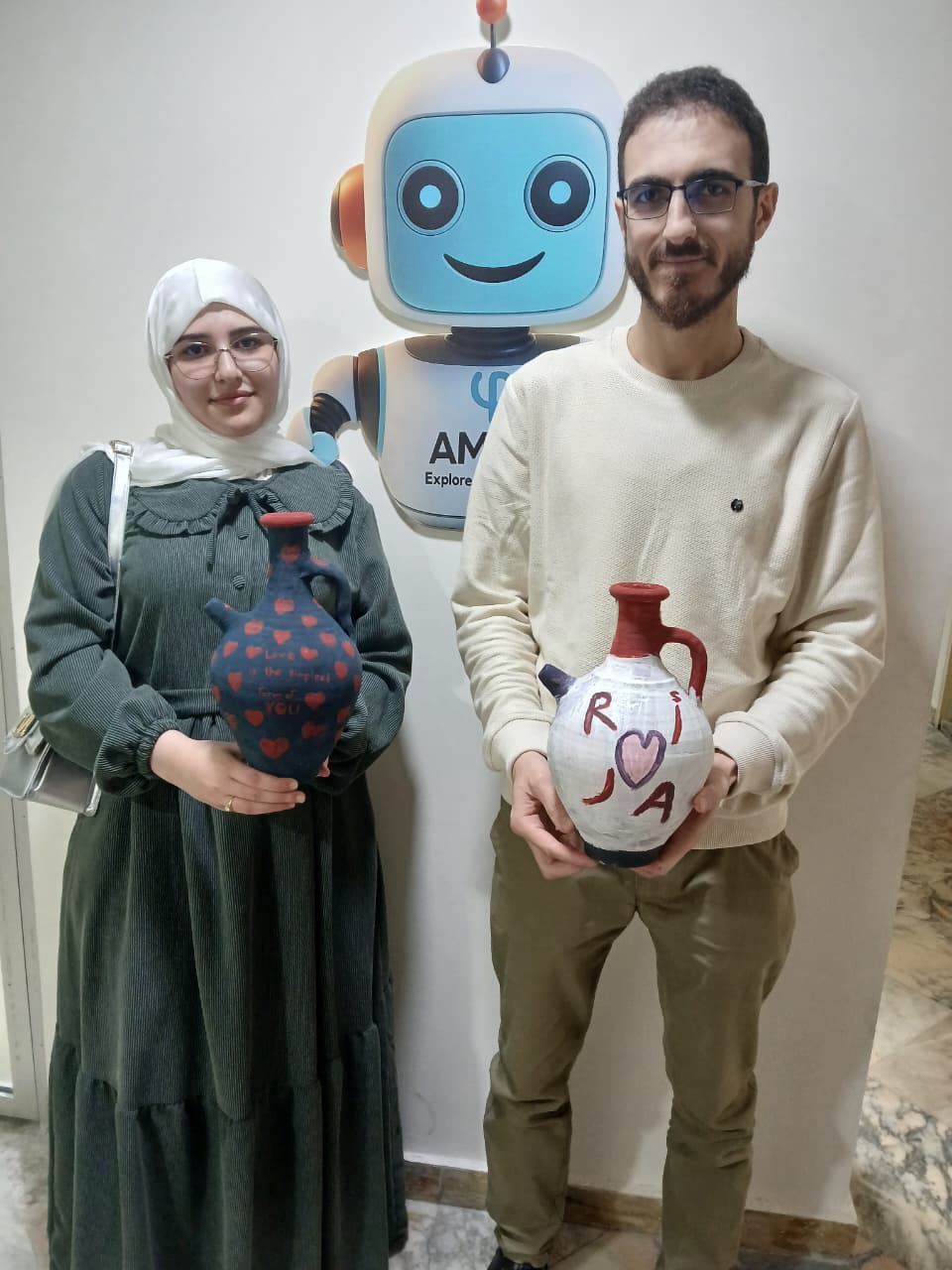 ورشة الفخار - اصنع قطعتك الفنّيّة الخاصة بيدك