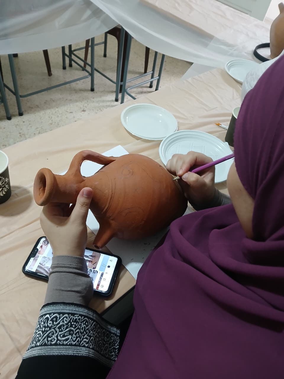 ورشة الفخار - اصنع قطعتك الفنّيّة الخاصة بيدك